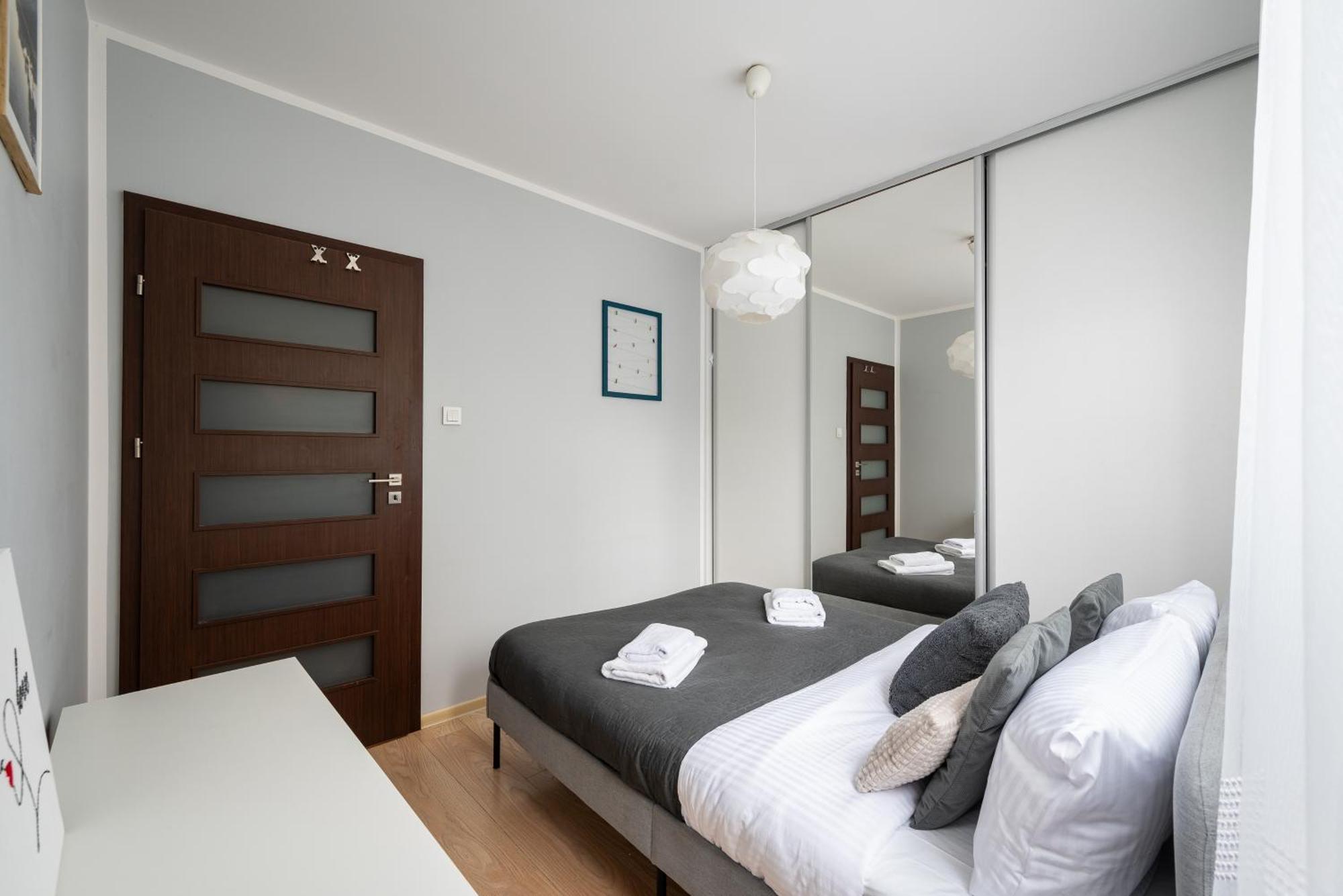 Aleja Krakowska Comfy Apartment Warsaw Exterior photo