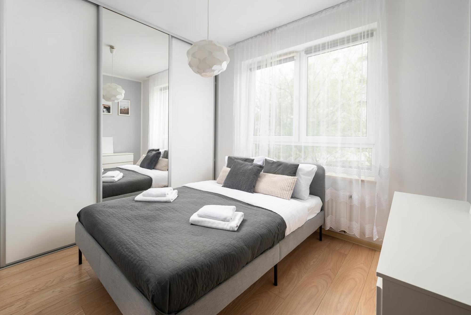 Aleja Krakowska Comfy Apartment Warsaw Exterior photo